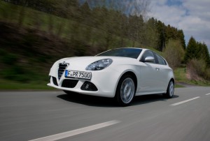 Alfa Romeo Giulietta-2 Alfa Romeo Giulietta