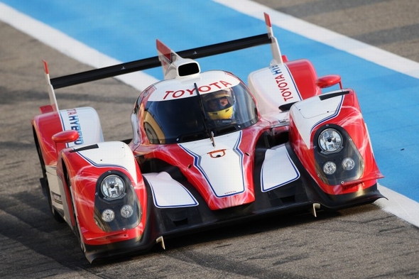 Toyota TS030 HYBRID Rennwagen Toyota TS030 HYBRID Rennwagen
