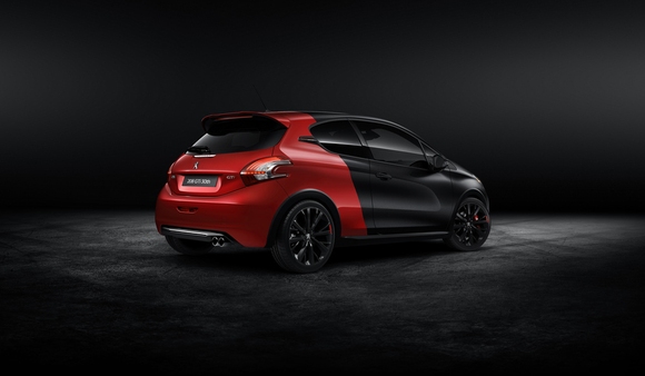 Peugeot 208 GTi © Peugeot