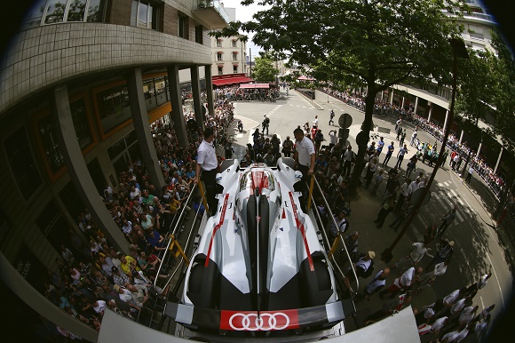 Audi kehrt mit drei R18 e-tron quattro nach Le Mans zurück © Audi