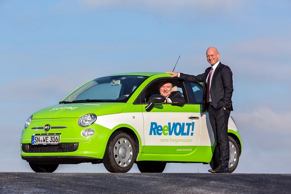 Gebündelte Kompetenz im Bereich Speicher und E-Mobilität ReeVOLT GmbH Geschäftsführer Raymond See (links) und Sirri Karabag (rechts) © ReeVOLT! / Roman Rätzke